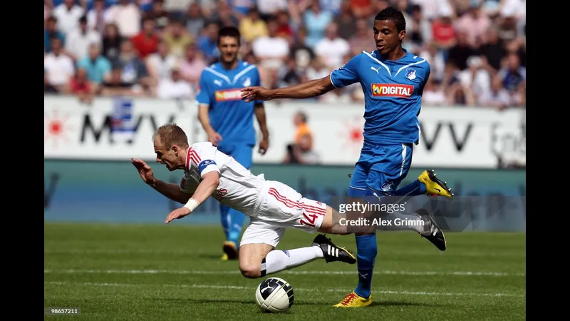 Hoffenheim vs Hamburger SV trong trận đấu bóng Hoffenheim vs Hamburger SV trong trận đấu bóng